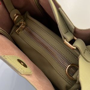 ADINA LEATHER BAG- AVOCADO